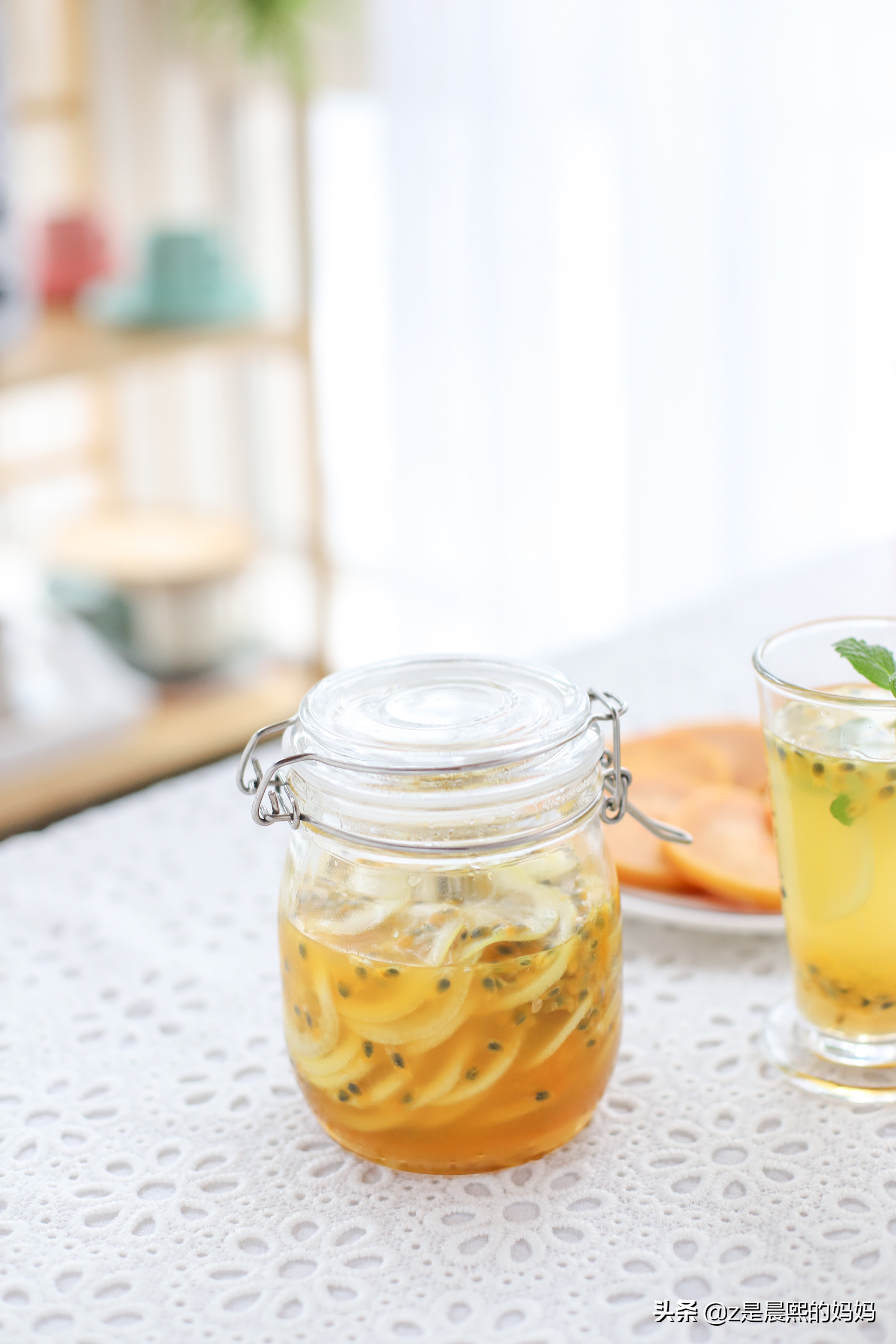 vc柠檬百香果,用柠檬和百香果怎么做果汁美白