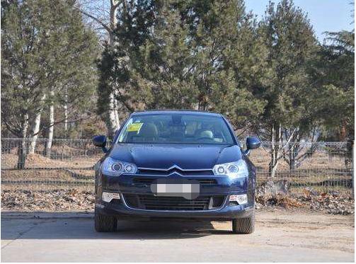 雪铁龙c5高速120码方向盘抖动,11年雪铁龙c5发动机抖动无故障