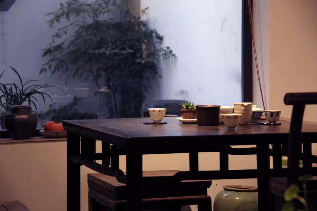 小隐在山林大隐在市井,大隐何曾避闹市