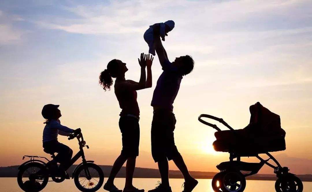 学平险意外医疗10000元保额,索赔26400元,保险公司怎么赔?