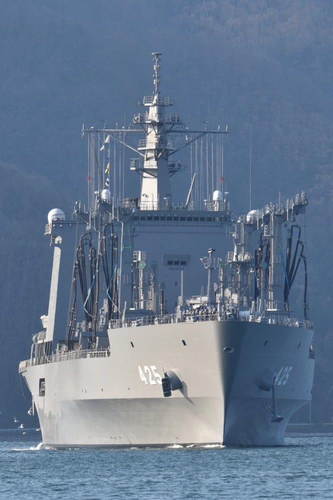 日本海军全部力量,尽遣主力出战