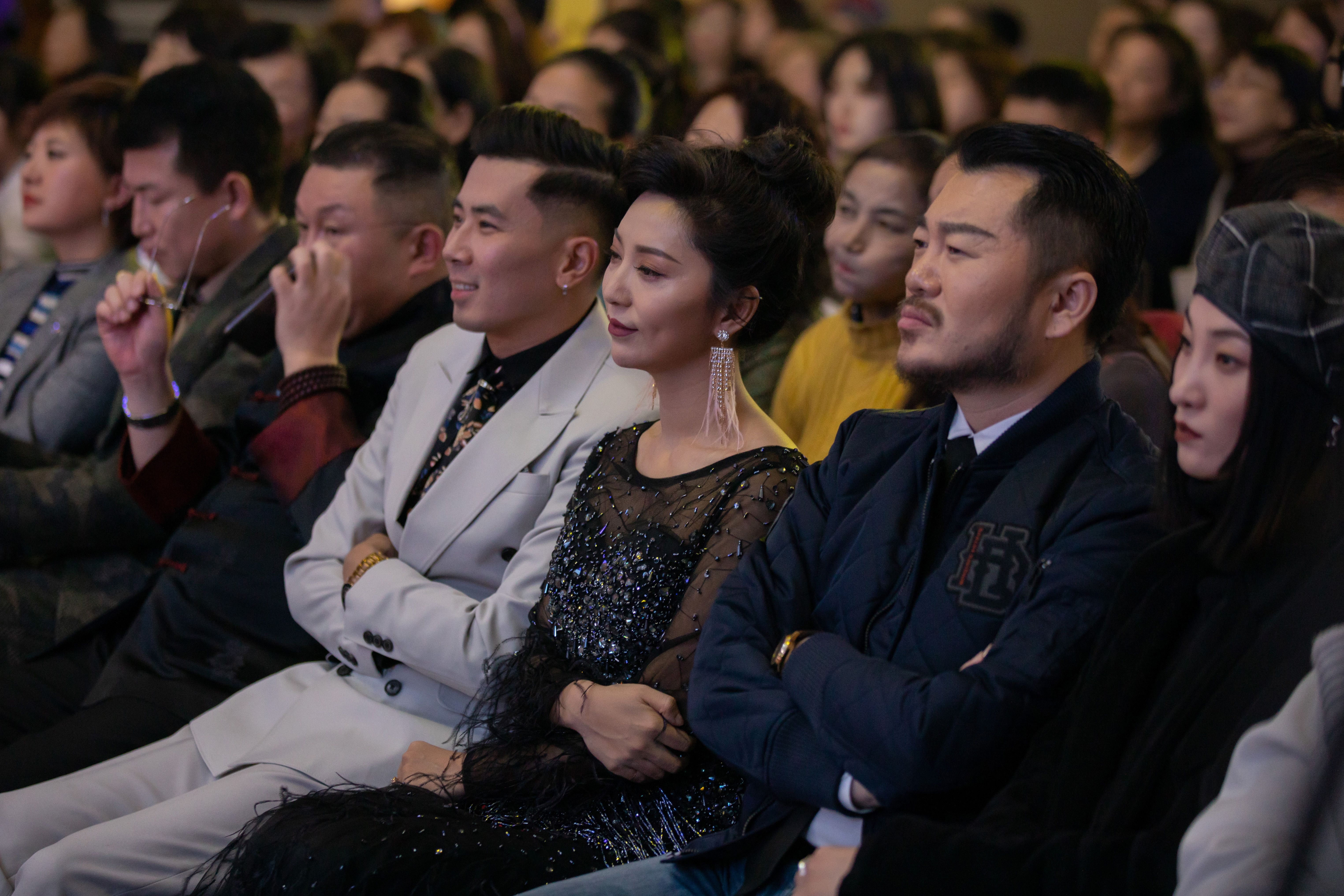 鏃跺皻cosmo鏃跺皻鐩涘吀2019,cosmo鏃跺皻鐩涘吀2020闆嗗悎