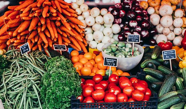 例假来了吃甜食会胖吗,为什么一到生理期就想吃甜品