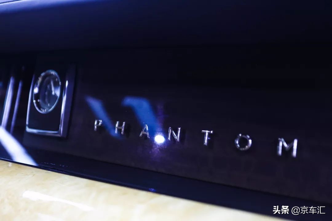 全球限量劳斯莱斯幻影龙版,全球限量版劳斯莱斯老爷车敞篷