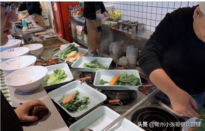 学生开麻辣烫店怎么样,中学开麻辣烫店怎么样