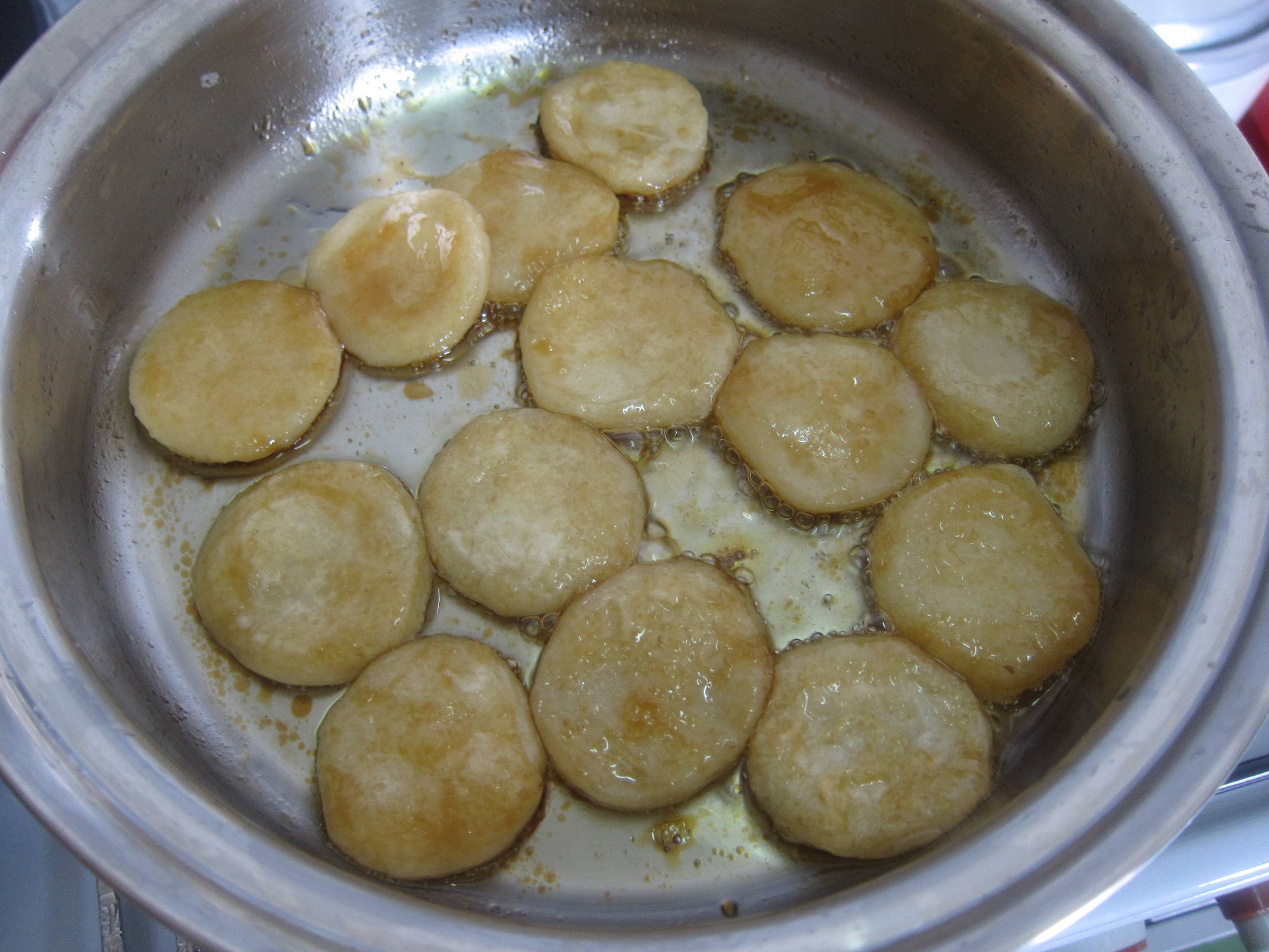 糖油粑粑怎么做才外焦里酥,糖油粑粑最正确做法外酥里糯