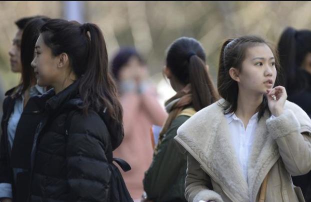 理科女生高薪专业,女生未来就业前景好薪酬高的专业