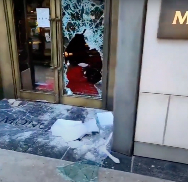 supremenike巴西,趁火打劫2019