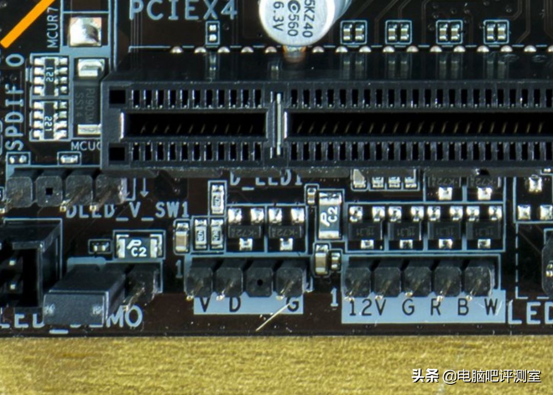 技嘉b450maoruselite优缺点,技嘉b450aorusprowifi测评