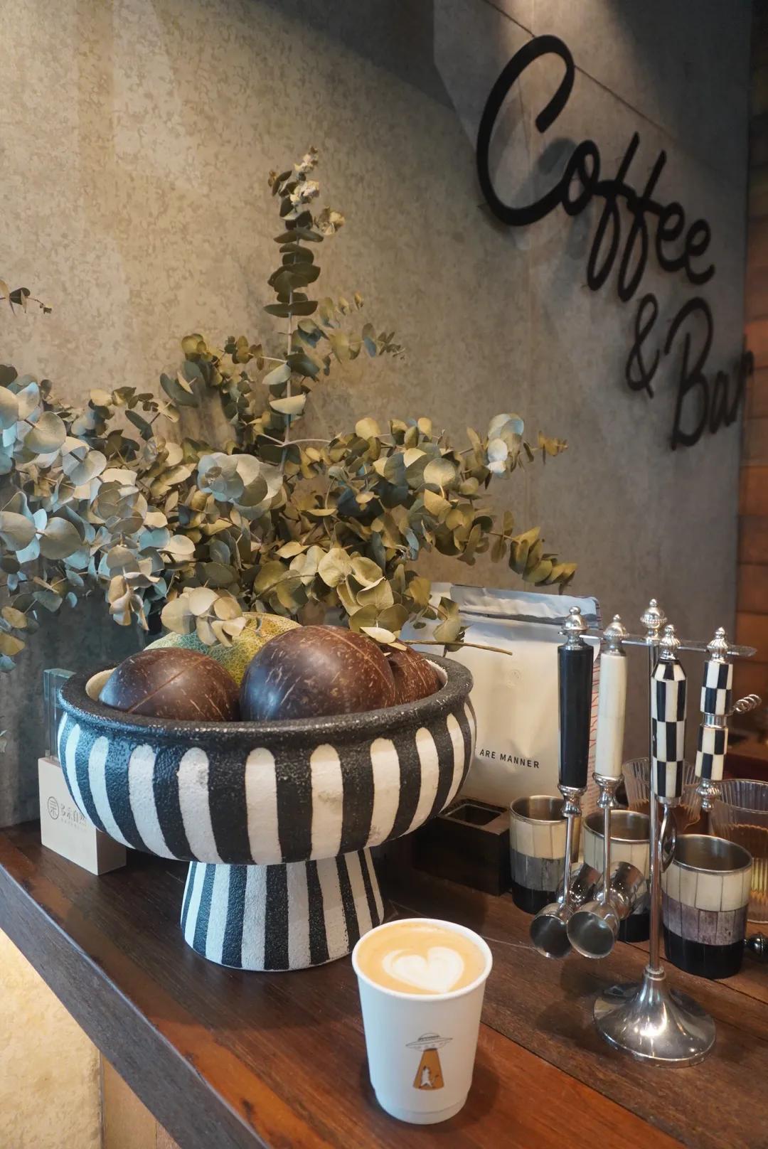 大连慢享时光精品主题酒店,大连绝美树屋酒店