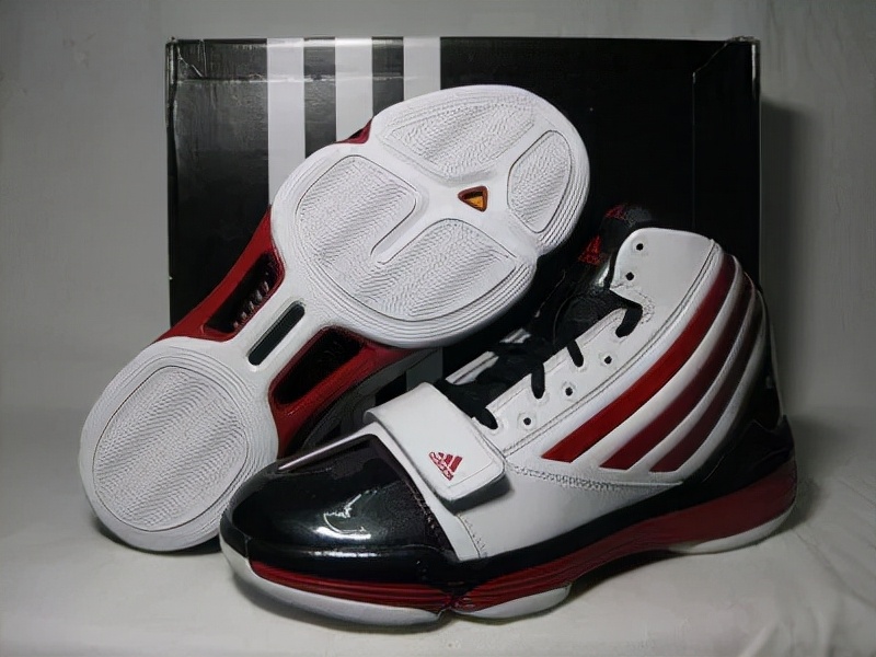 买鞋子尺码小了咋办,买鞋子尺码大小的讲究