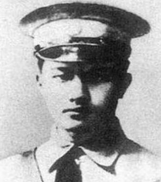 1931年，黄公略牺牲，毛*东泽**评价：毕生何奋勇，好教后世继君来