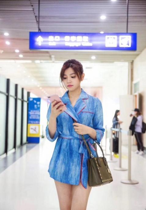 杨幂2020年推荐mk包,杨幂推荐的包包香奈儿的