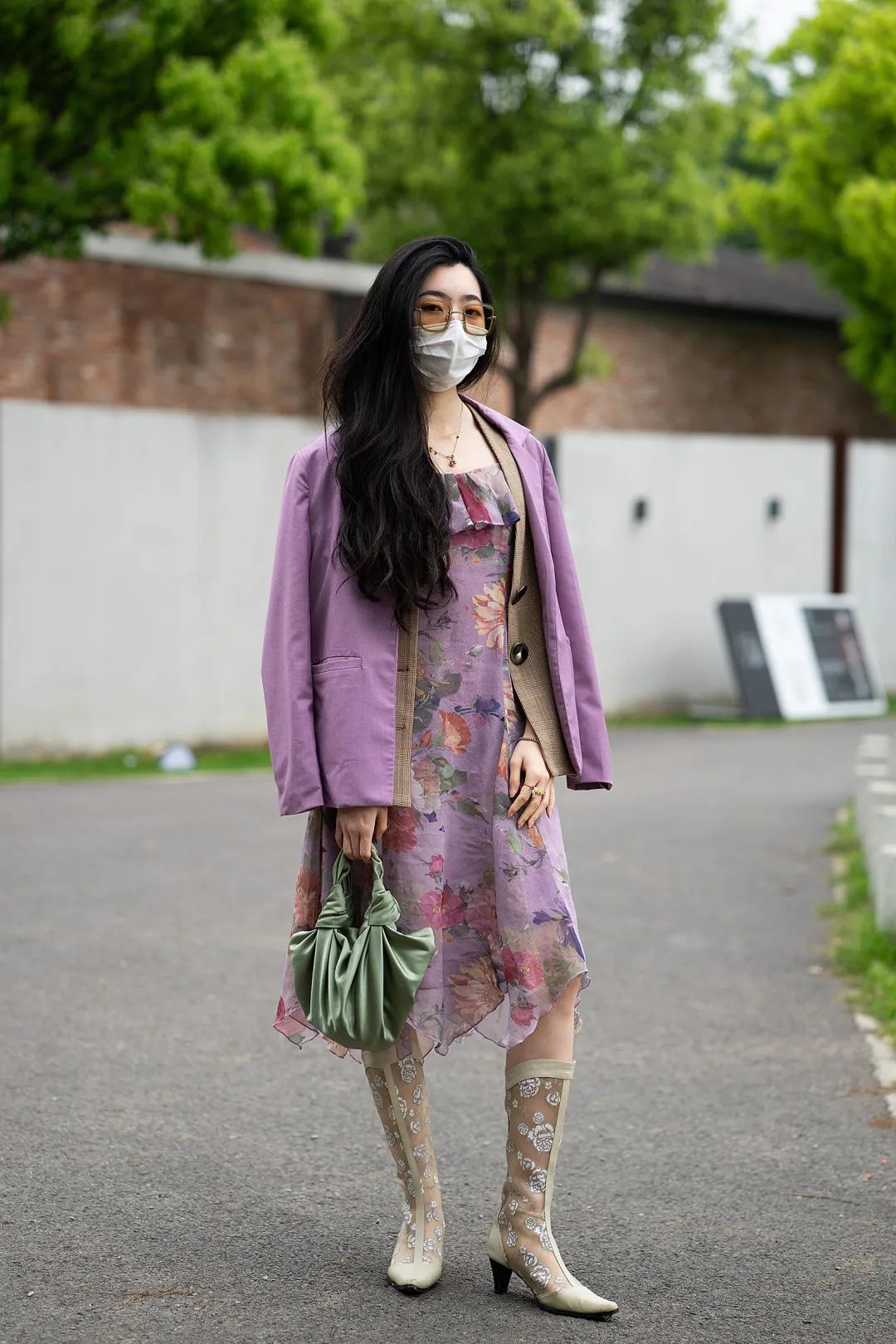 假日必须Get到的穿搭小心机！约上姐妹一起愉快的Shooping吧