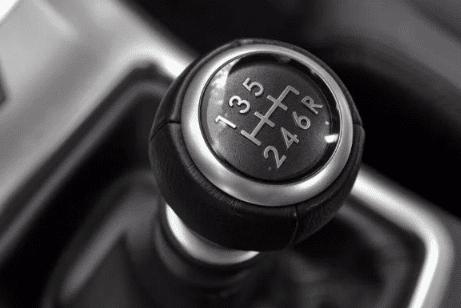 手动挡一挡换二挡顿挫是什么原因,手动挡起步一档换二档顿挫扣分吗