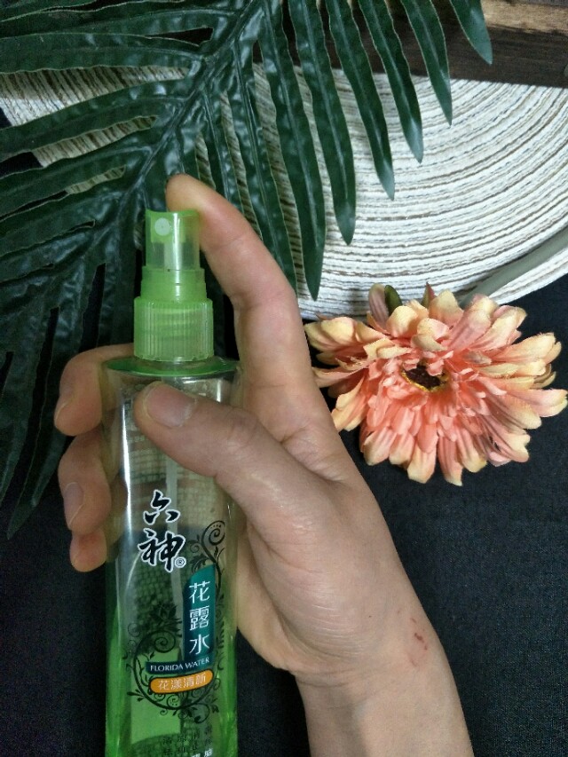 502胶水最怕什么,502胶水把手粘住了快速解开的方法