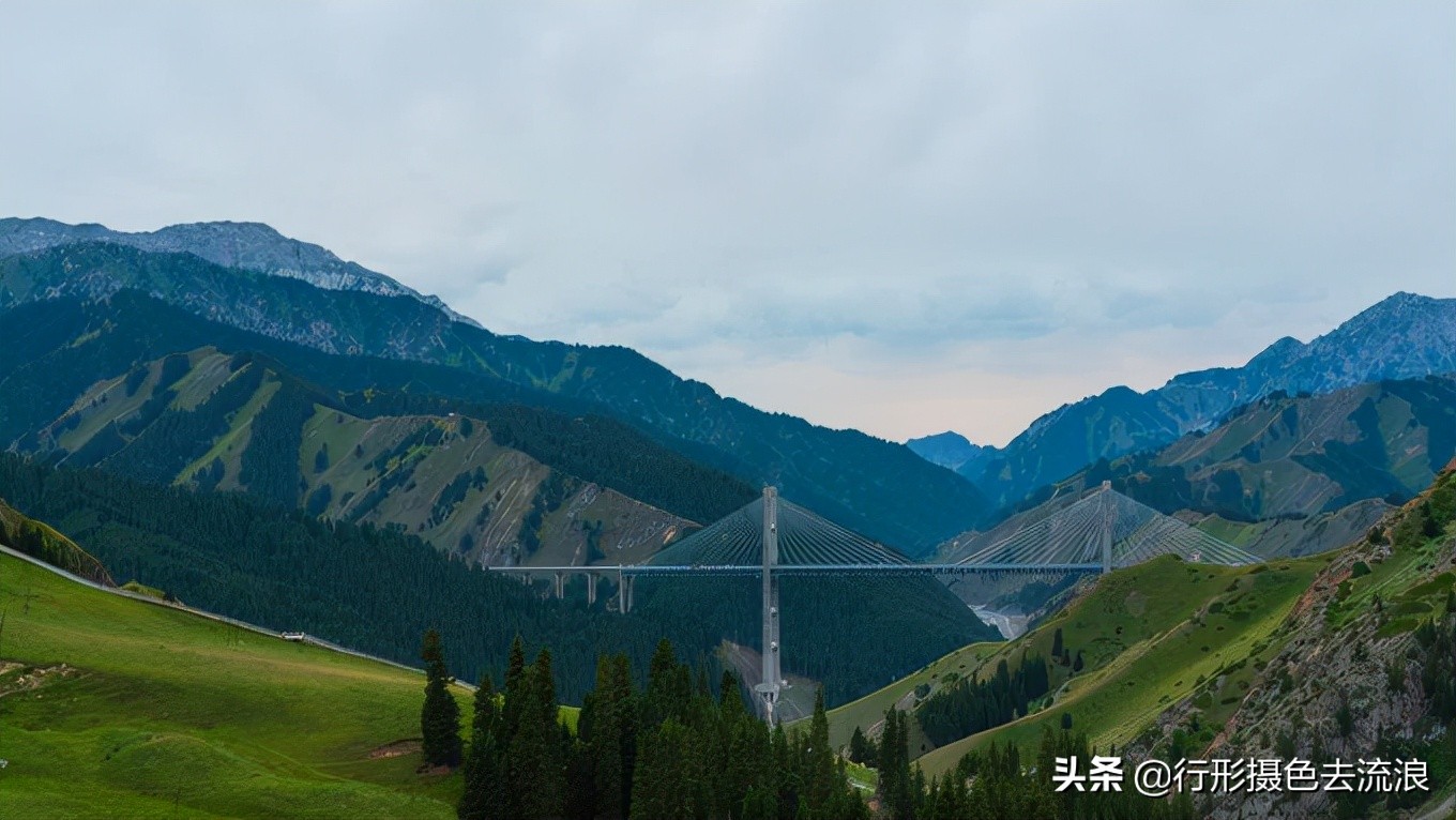 南北疆30天自驾深度游攻略,西行新疆