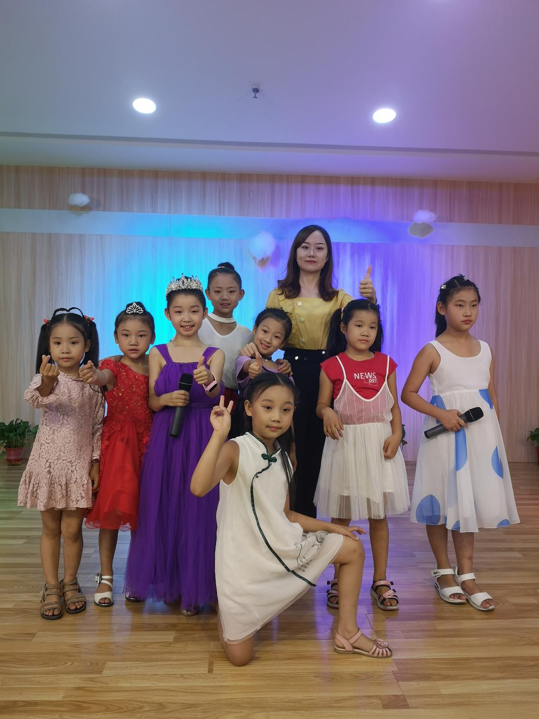 儿童励志电影小戏骨之《我们的童年时光》圆满杀青