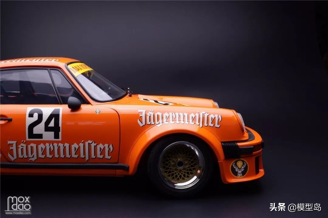 保时捷rsr汽车模型,开箱1:36保时捷taycan模型