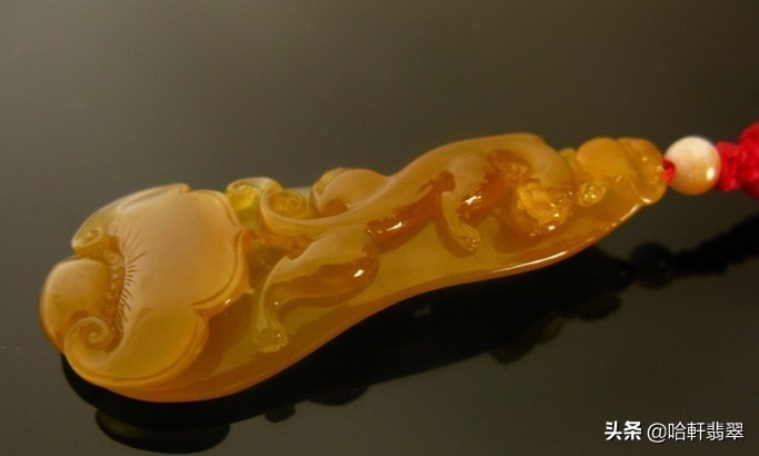 黄翡和翡黄哪个价值高,黄翡和绿翡哪个价值高