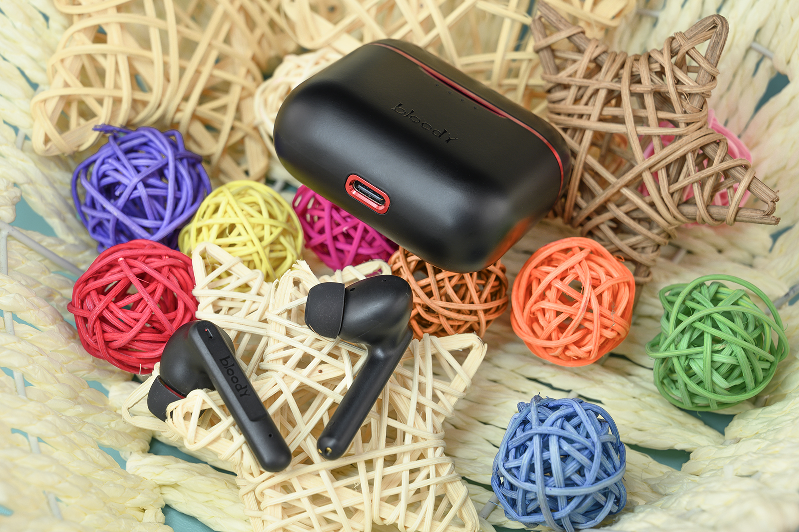 下雨天和音乐是绝配,下雨天和音乐更配哦