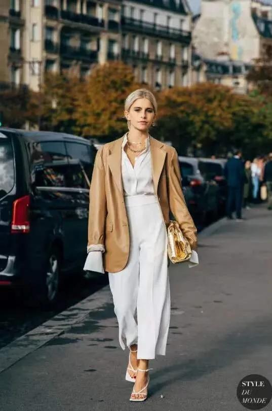 皮西装现在还有人穿吗,皮西装最新款