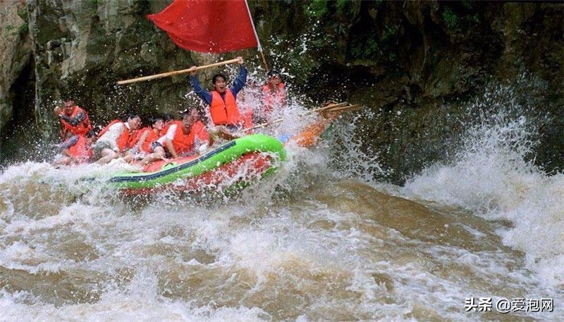 贵州最美漂流,贵州最美的溪水山水美景