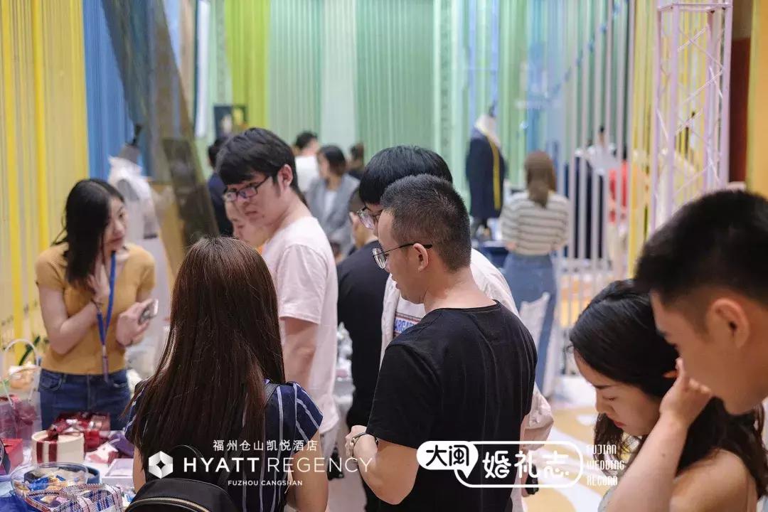 从万元婚纱照到10万婚宴，为什么全福州备婚的人都来参加喜事会