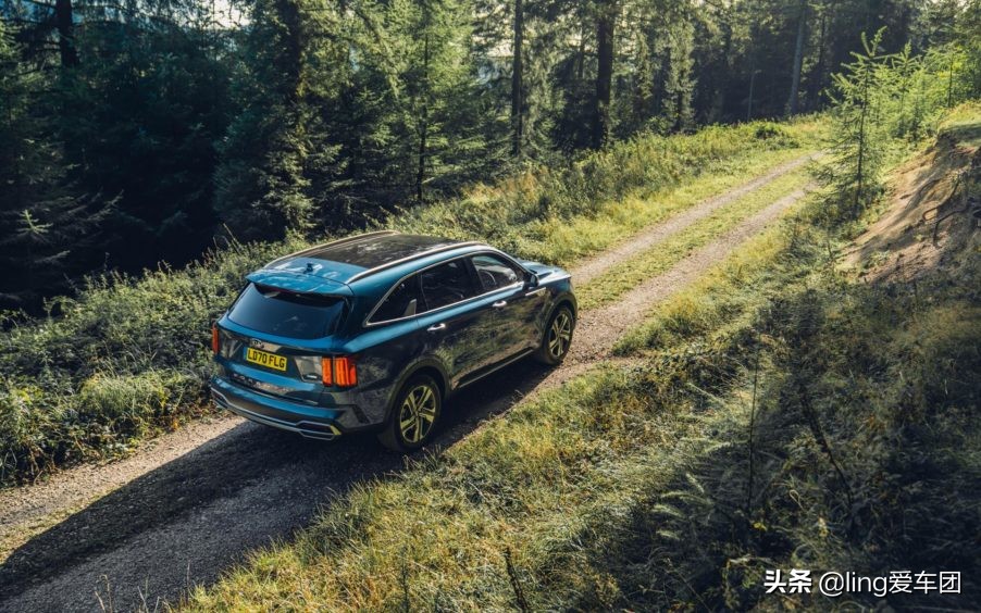 起亚索兰托是一款技术含量高的SUV