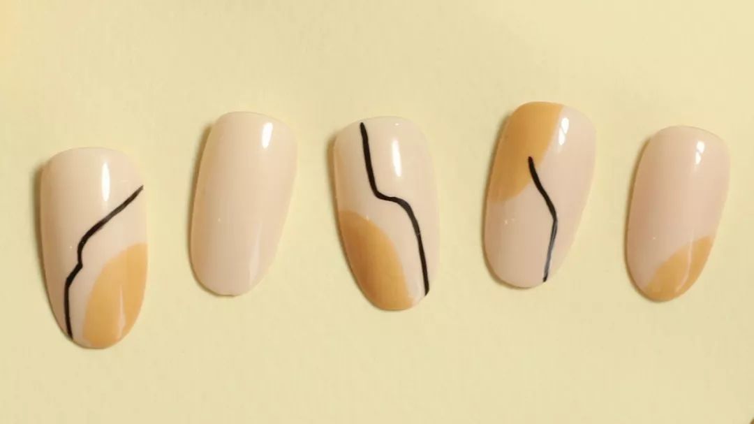 秋冬美甲小红书,美甲推荐中款ins