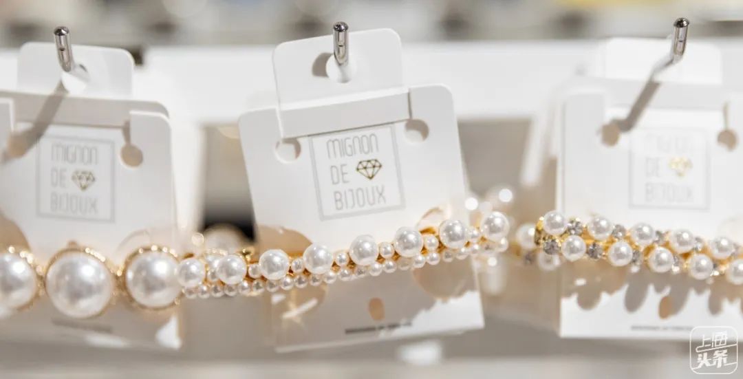 新中国第一家经营性商店,国内第一家日本杂货铺