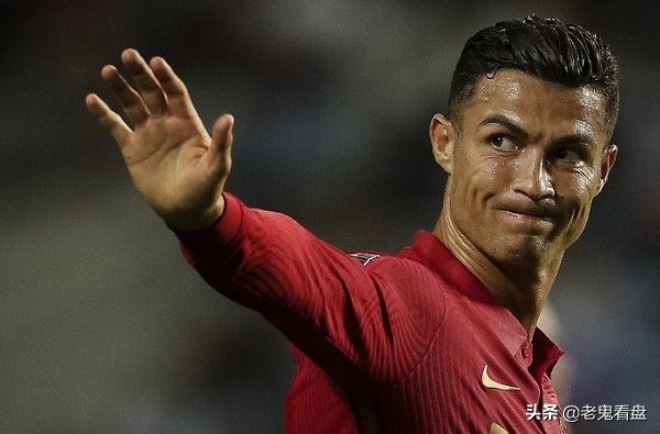 曼联官宣c罗球衣号码,曼联官宣c罗抵达曼彻斯特