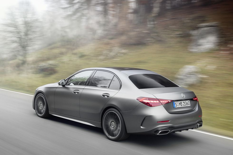 2022年新款奔驰c级惊艳亮相,全新奔驰c级2023款驾驶体验