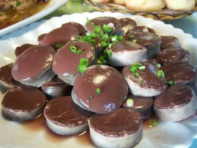 什么是正宗的东北杀猪菜？那英家的老一辈人都知道。