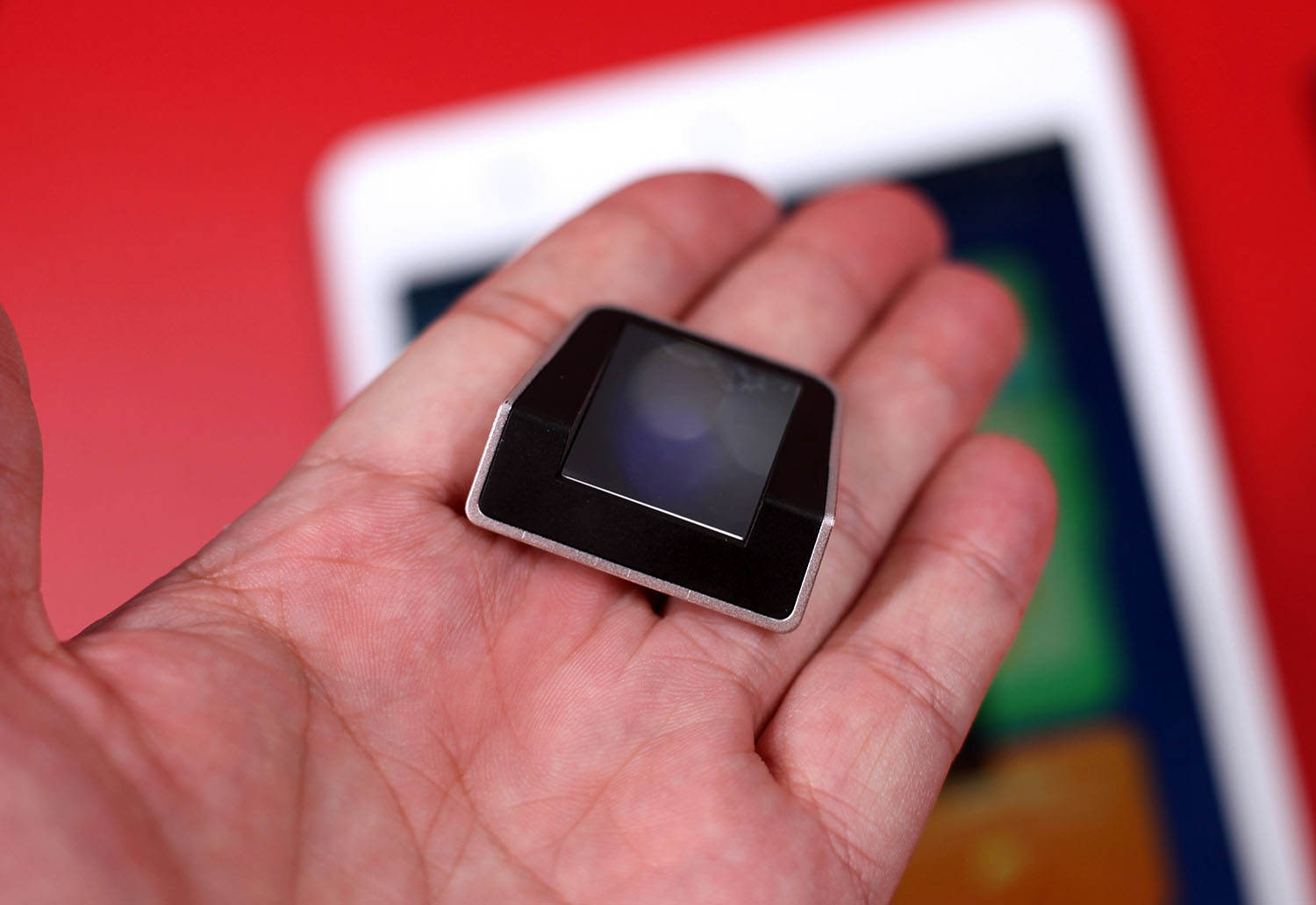 讯飞学习机q10安装第三方软件,讯飞q10和c10学习机区别