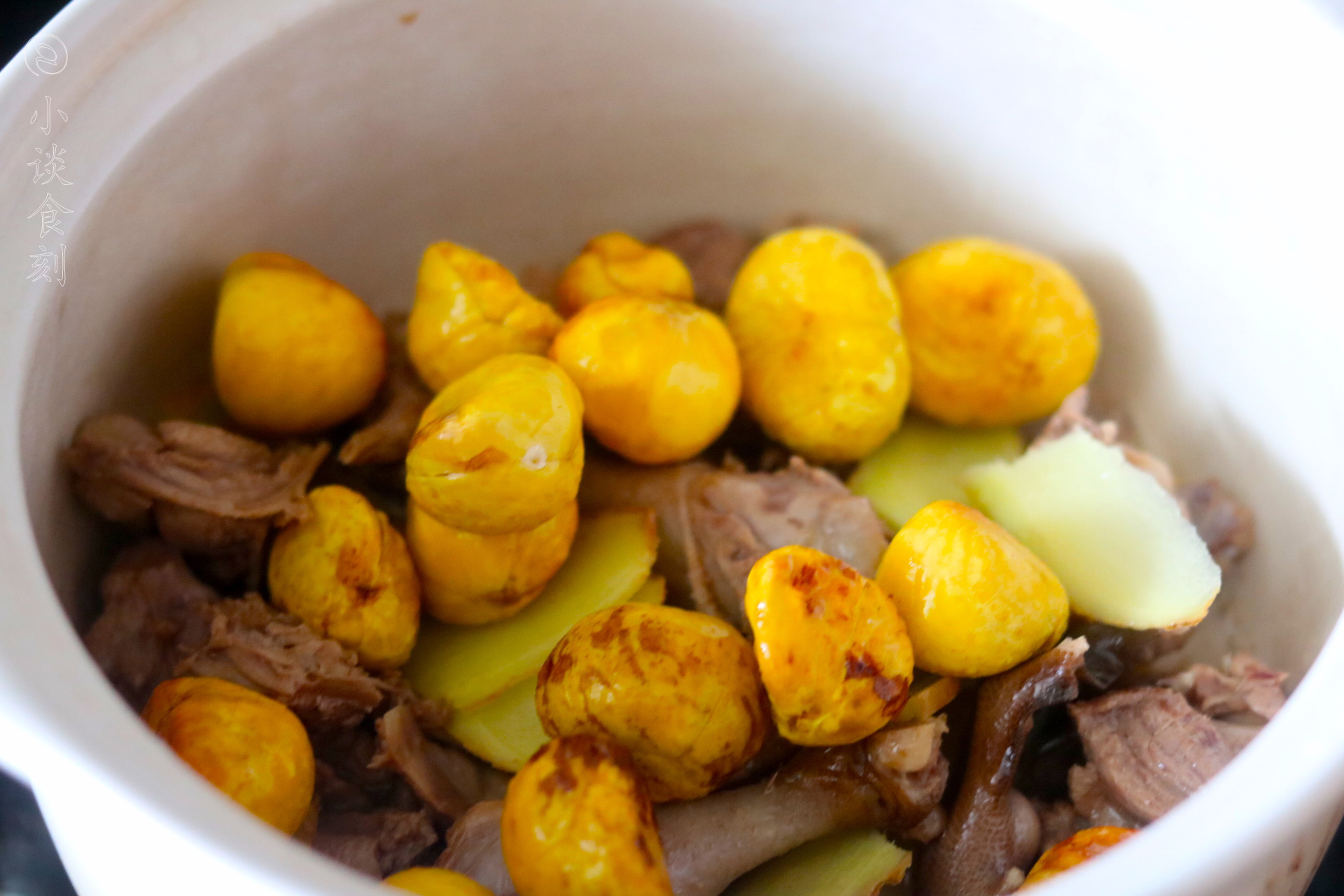 焖鸭子放醋,焖鸭肉要不要焯水