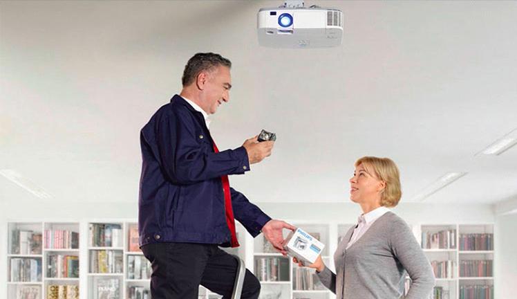 投影机灯泡坏了,投影机灯泡坏怎样修