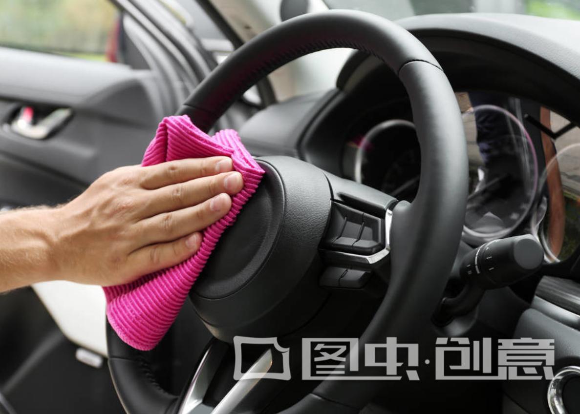 汽车漆面静电灰怎么去除,汽车漆面容易沾灰