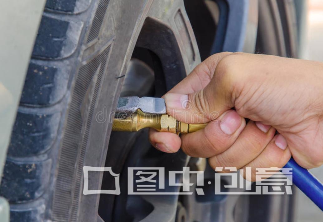 为什么汽车轮胎容易卡石子,汽车轮胎卡石子技巧