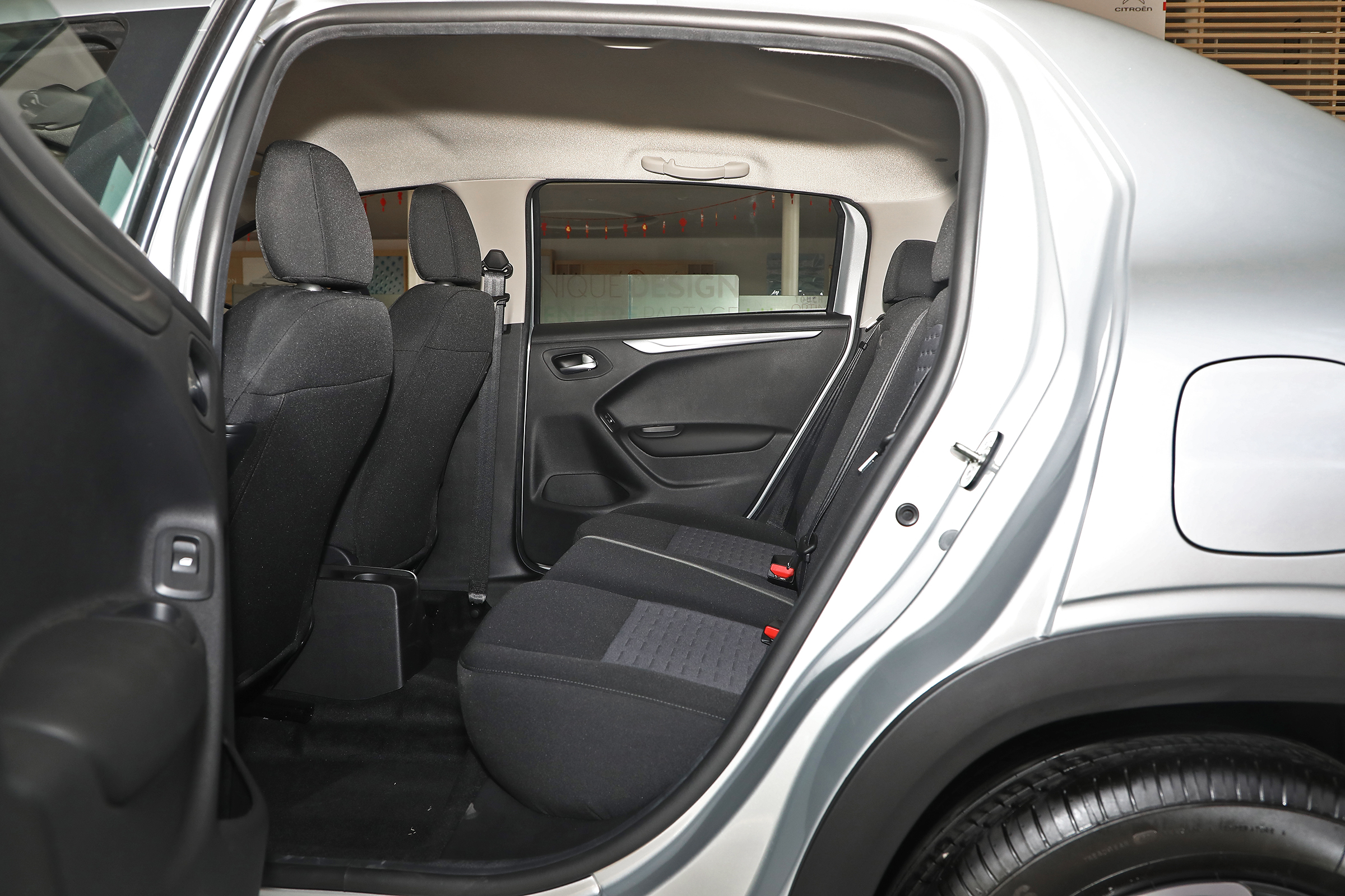 东风雪铁龙c3l试驾视频,东风雪铁龙c3l落地多少钱