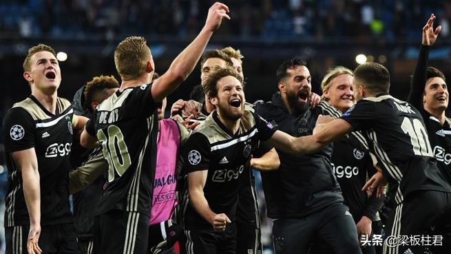 欧冠史上十大逆转集锦,欧冠史上十大逆转视频