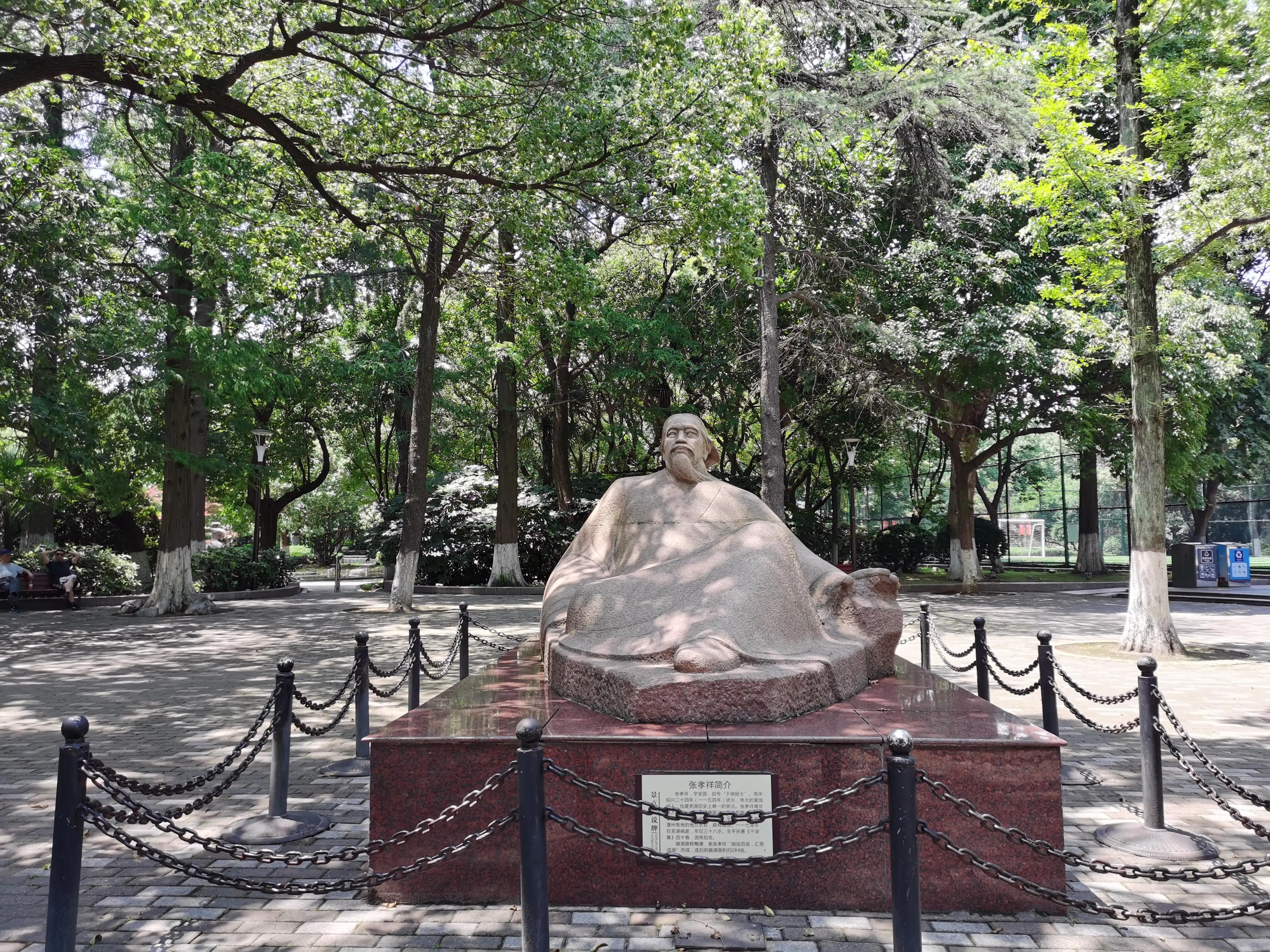 写一句关于祖国壮丽山河的诗,一首祖国河山壮美的诗