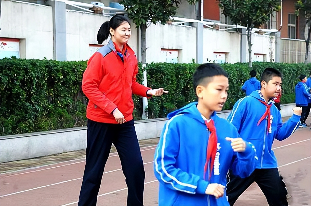 女姚明张子宇现在哪里训练,姚明张子宇个人简历