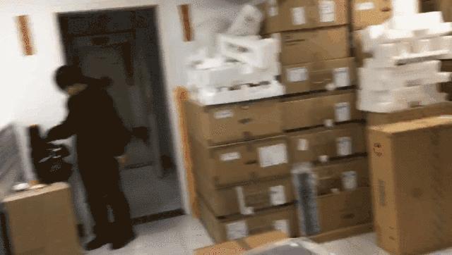 假冒品牌服务器硬盘,假冒伪劣硬盘被查获