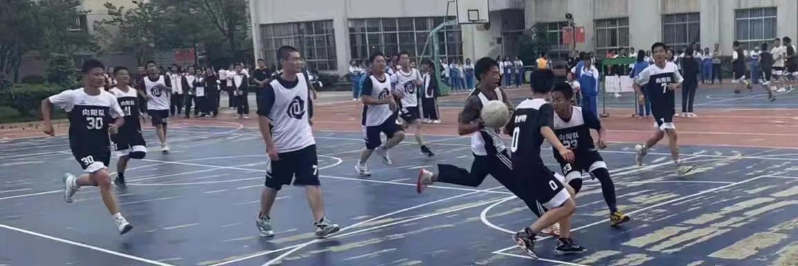 昆明新迎中学初中成绩,昆明市体育特色学校