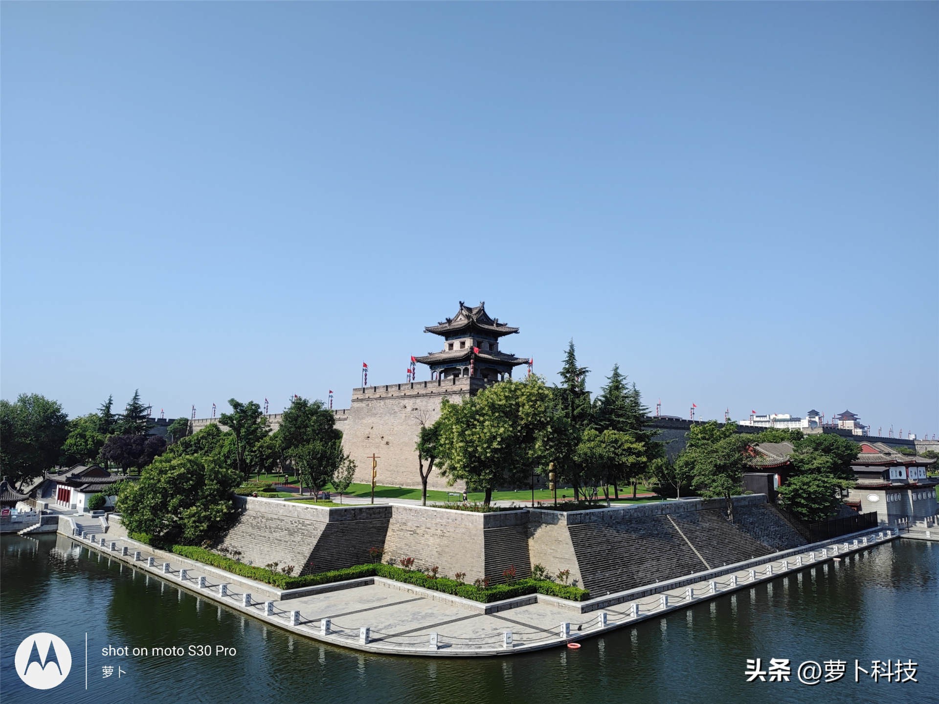 motos30pro灏忕櫧璇勬祴,motos30pro鍏ㄩ潰娴嬭瘎