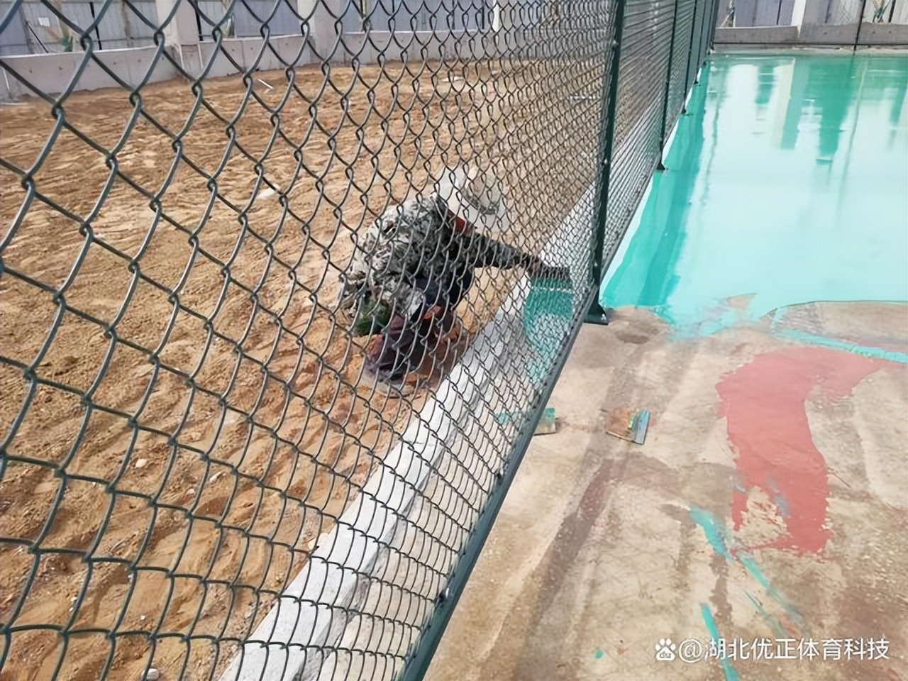 南昌硅pu塑胶篮球场多少钱,正规硅pu篮球场施工全过程