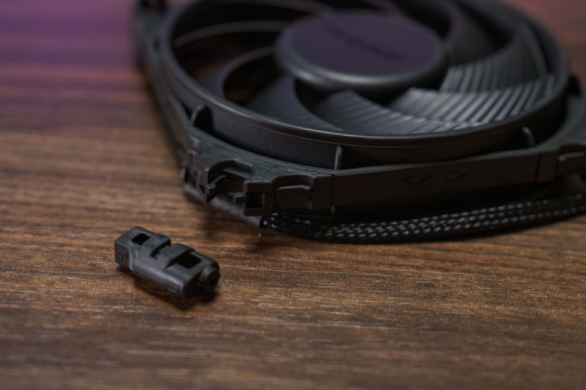 bequiet散热器,机箱散热风扇怎么改为静音