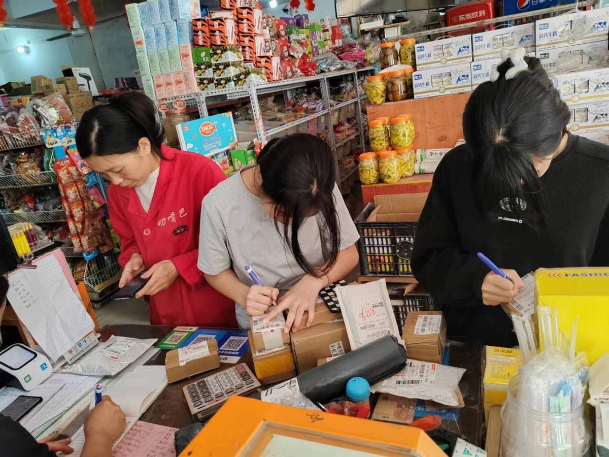 *白县博**电商服务站案例丨站点服务暖人心，代销农产助脱贫