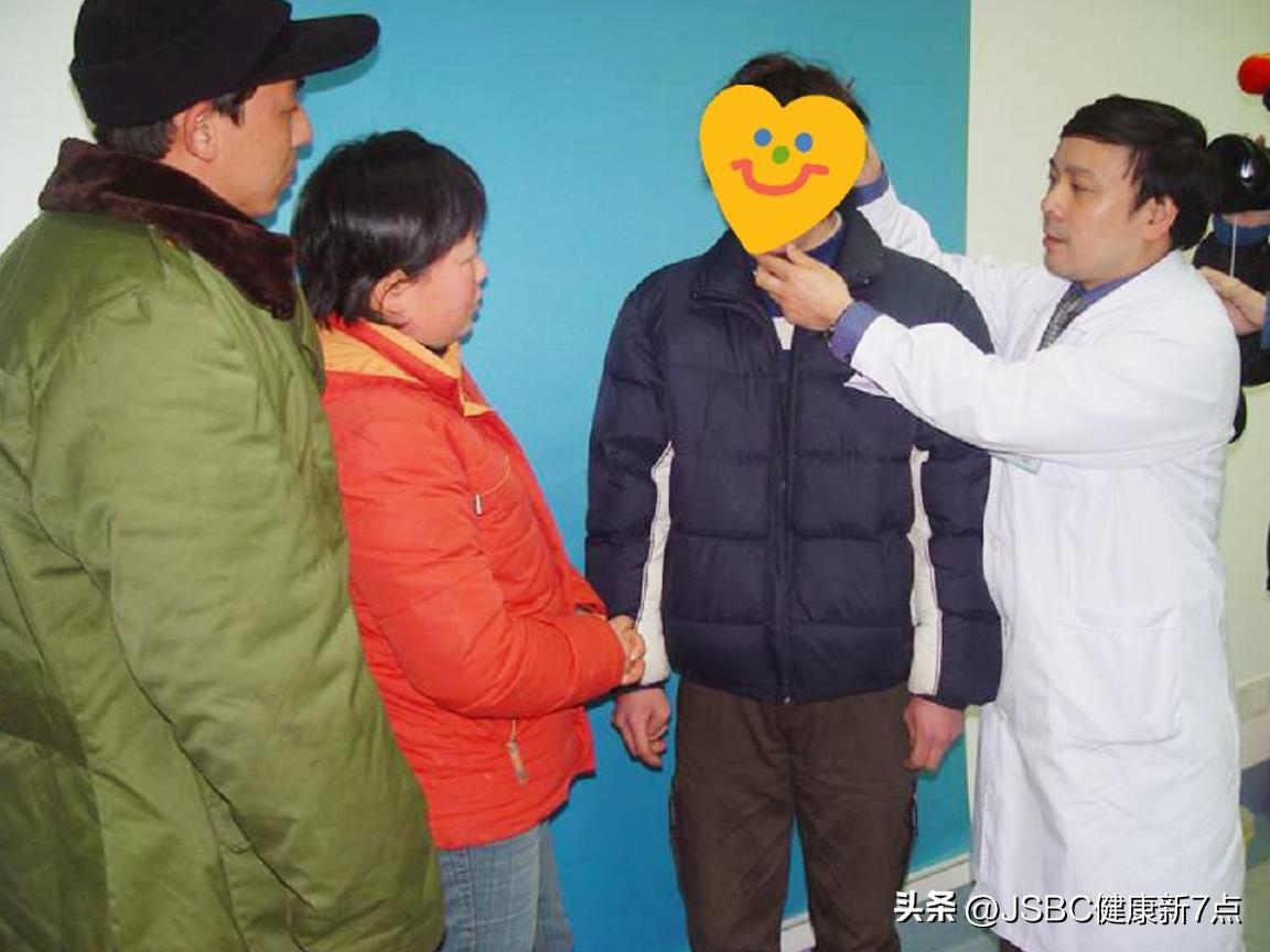 时隔13年后，拨通了手术医生的电话，严重烧伤患者“重燃”生命希望